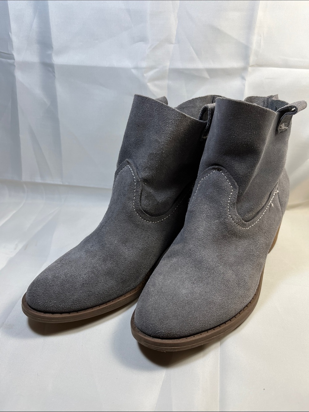 Carlos Santana Grey Suede Ankle Booties